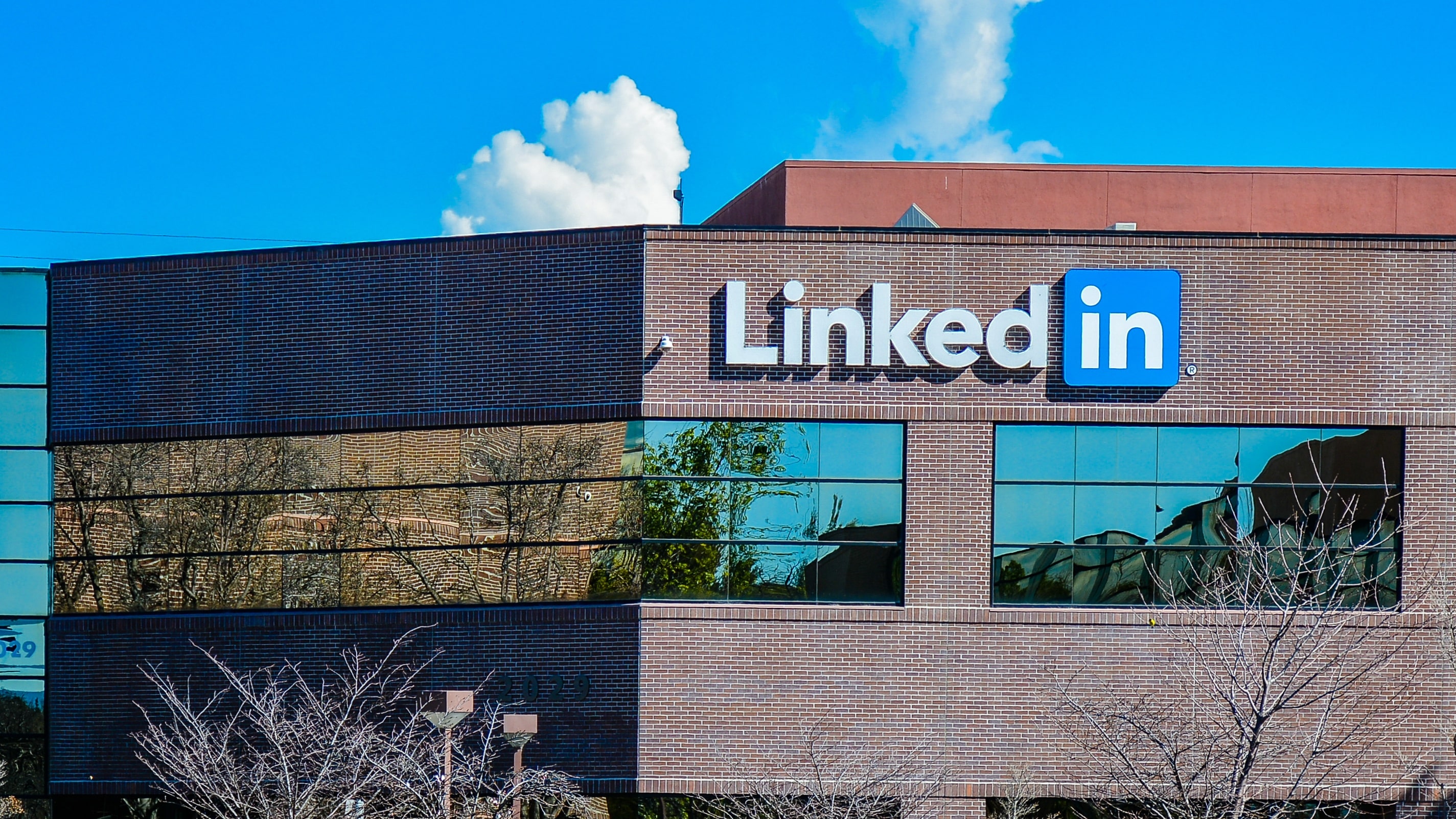 Alleged LinkedIn hacker to undergo psychiatric evaluation, trial pushed to February