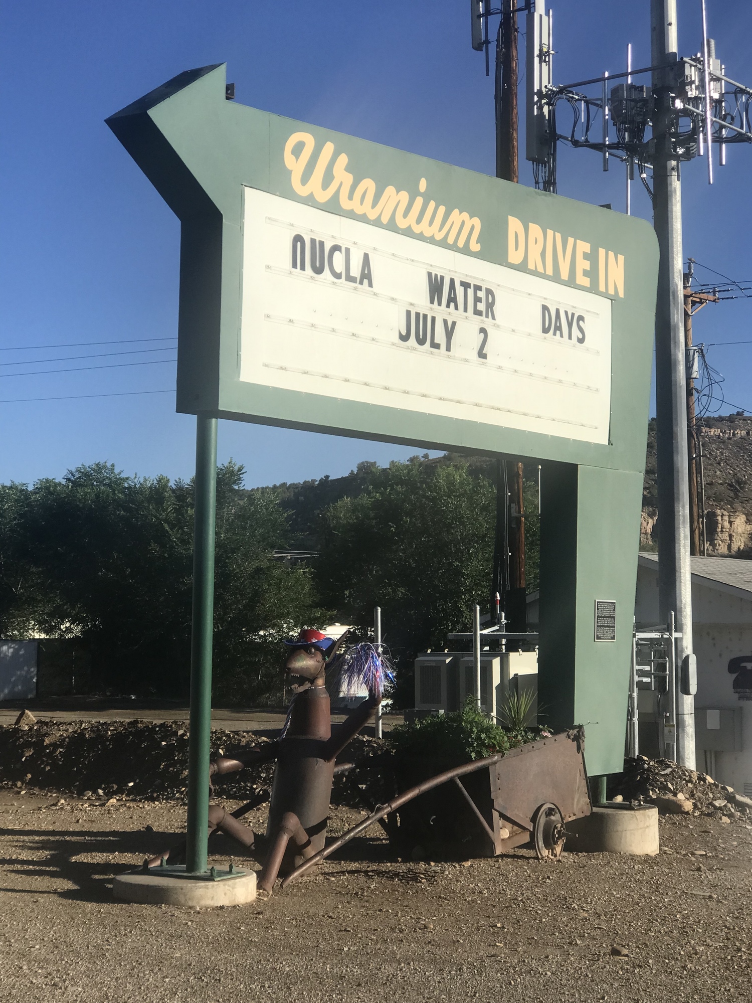 Naturita, CO La Sal, UT Big Mountains, Small Towns. CycleBlaze
