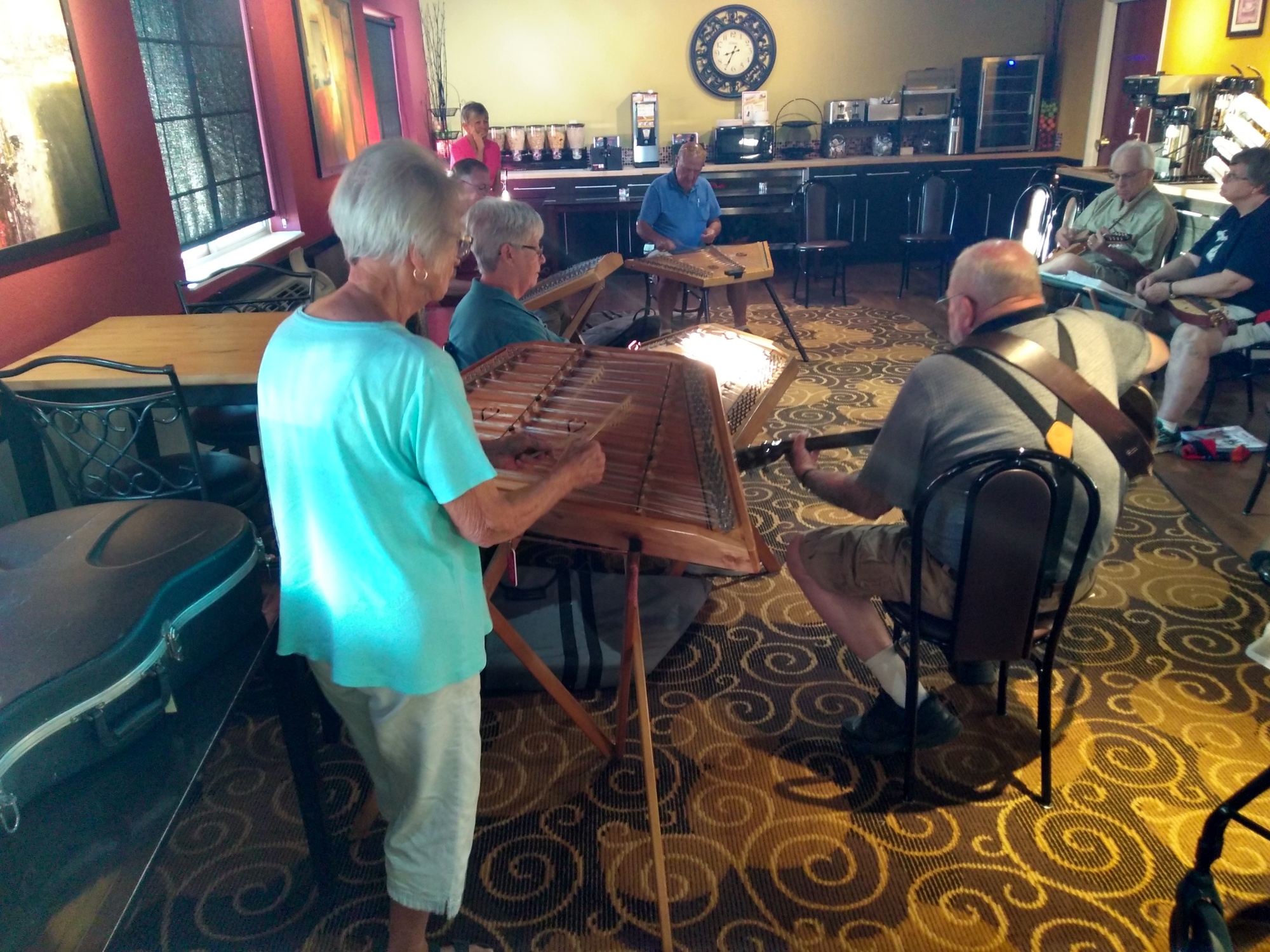 The world's largest dulcimer festival. Two Far 2018 Trailing
