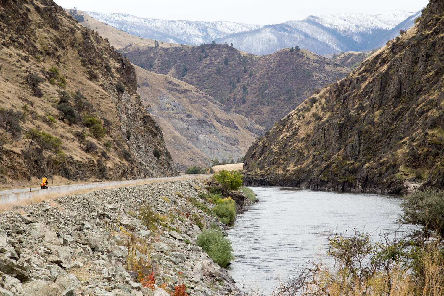 to Pollock a headwind along the Salmon River Racpat RTW 20152017