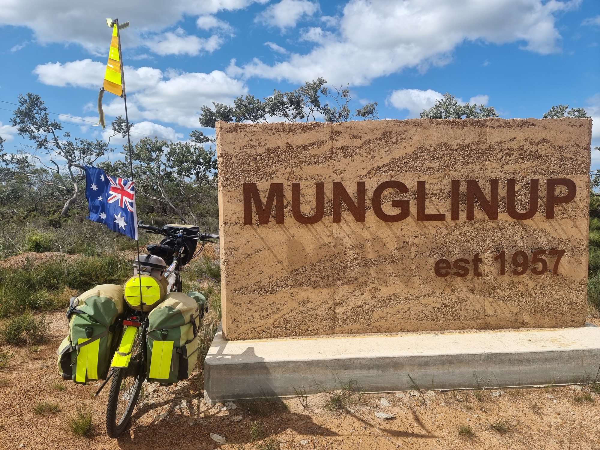 Day 113 Ravensthorpe to Ned's Corner rest area A happy ride around