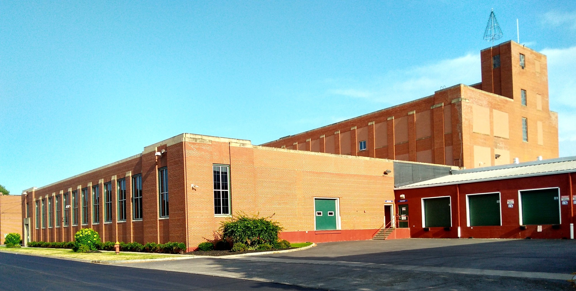 Rest day in Medina NY Two Far 2018 Trailing through the Rust Belt