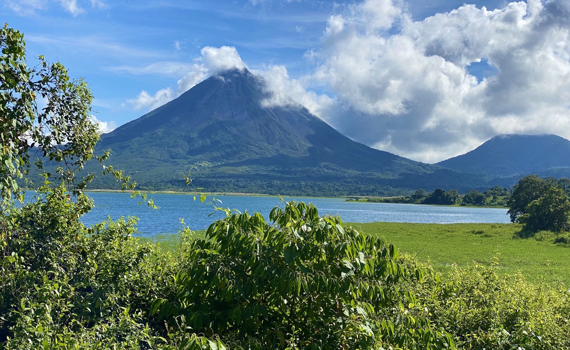 Around Lake Arenal. Costa Rica Trails CycleBlaze