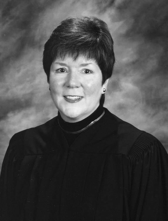 Old-School Judge Uses Teaching Skills                                                                                                                                                                                                                          