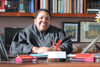 Sharon Chatman                                                                                                                                                                                                                                                 