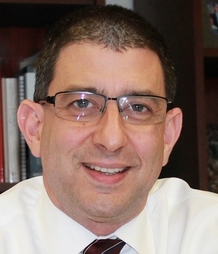 Dean Benjamini                                                                                                                                                                                                                                                 