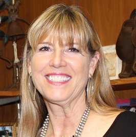 Elizabeth Lippitt                                                                                                                                                                                                                                              
