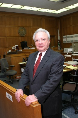 Judge lets SpaceX settlement leave launching pad 