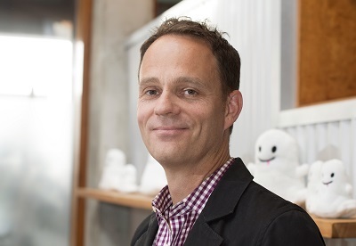 Amid litigation and falling share prices, Snap loses top lawyer