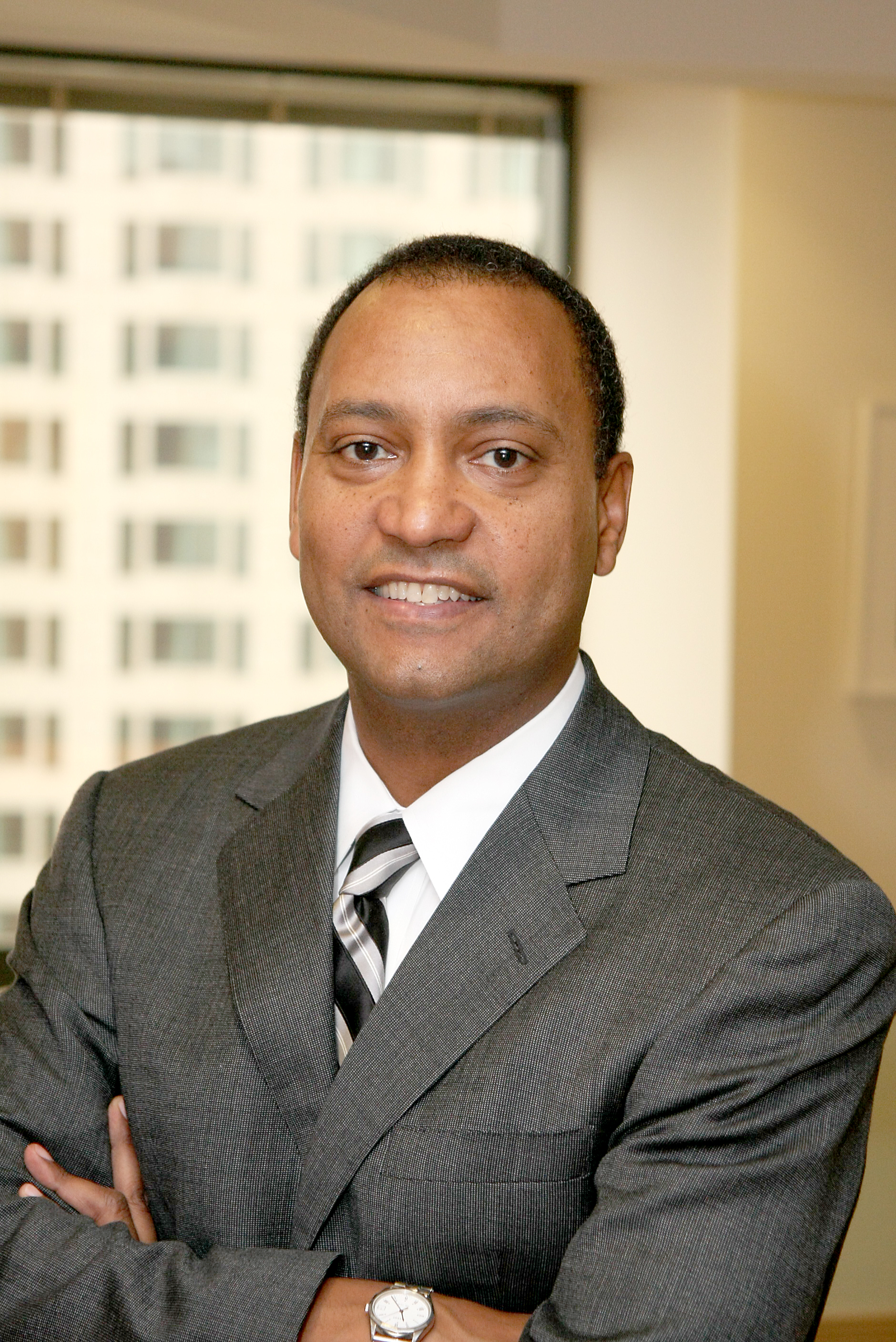 Former cosmetics review director cross-examined on industry influence 