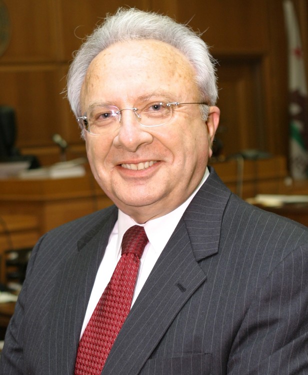 Attorneys seek to exclude each other’s expert in trial over alleged cancer link to coffee