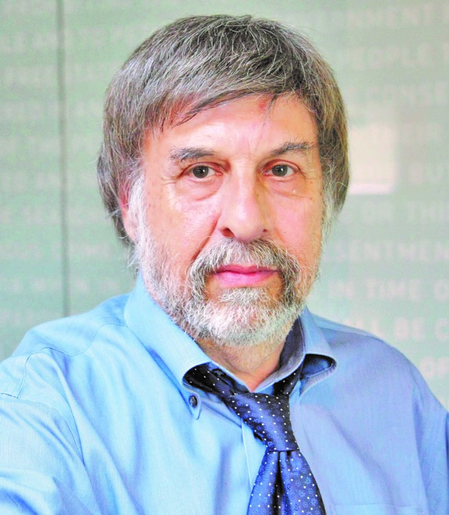 Suit seeks to force state to improve student literacy