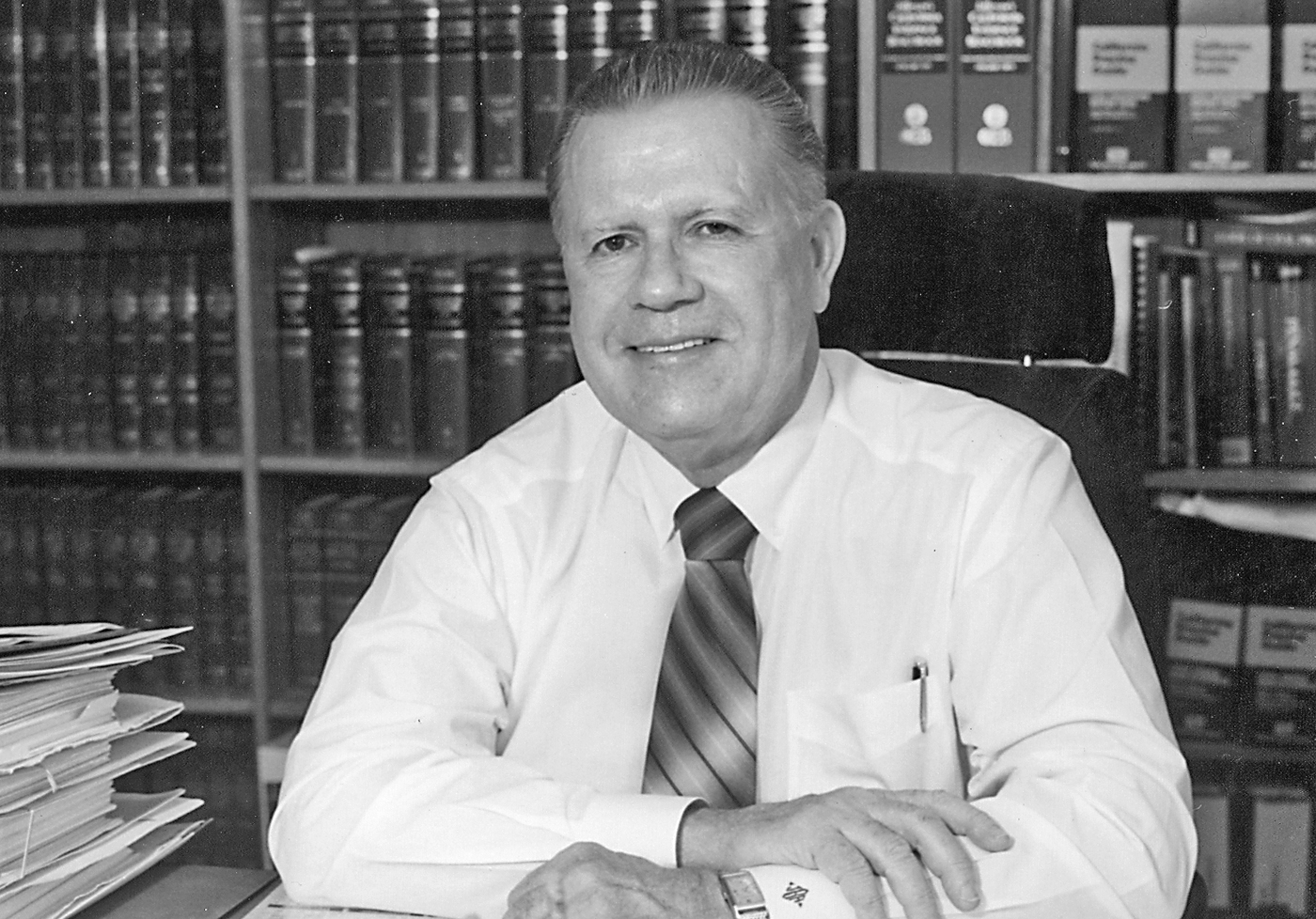 Former LA judge released from probation despite relapse