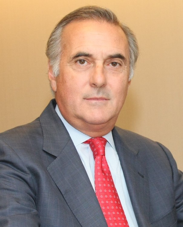 2nd insider trading trial paints defendant as betrayed  