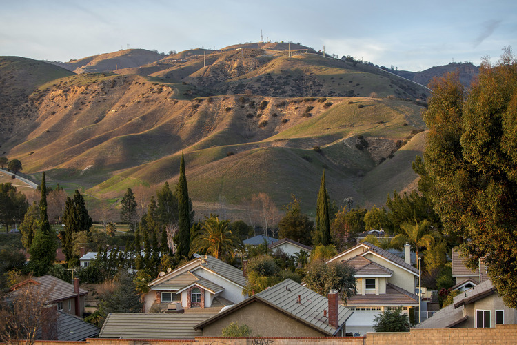 Large developer sues over Porter Ranch leak
