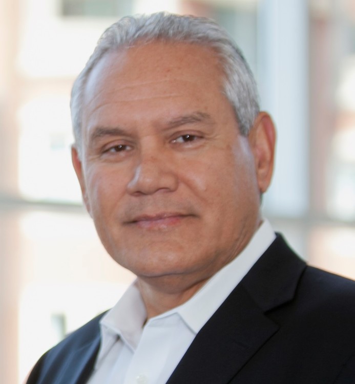 Retired in-house attorney denies paralegal’s harassment allegations