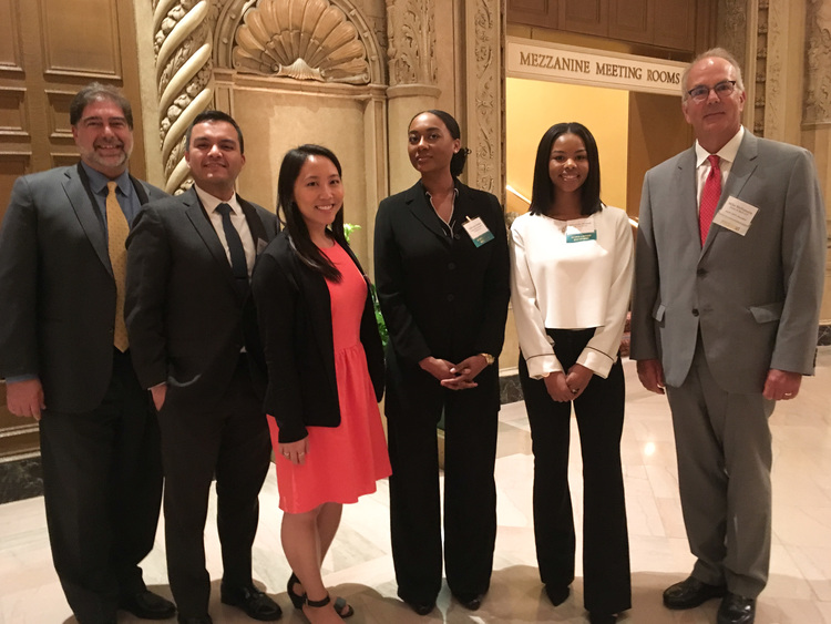 Business trial lawyers award scholarships