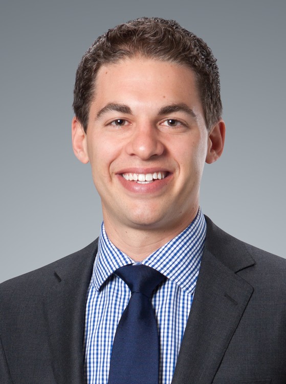 Judge dismisses most claims in medical device case