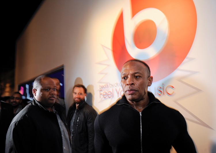 Dr. Dre’s lawyer tries to tie music to business