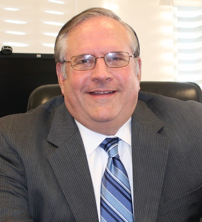 Governor picks a dozen new judicial officers