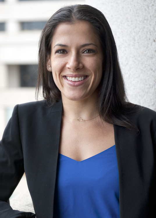 Bill forbidding use of prior pay to justify wage gaps signed into law