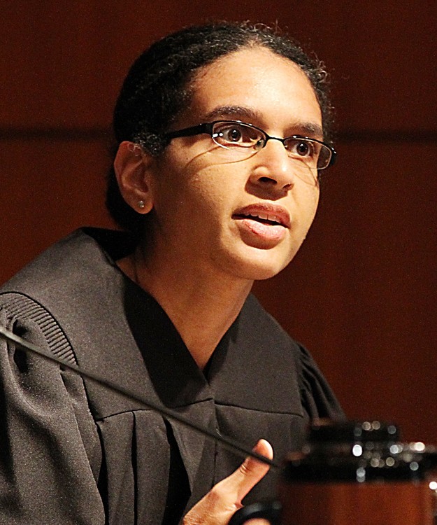 Court eases immigration of minors claiming abuse