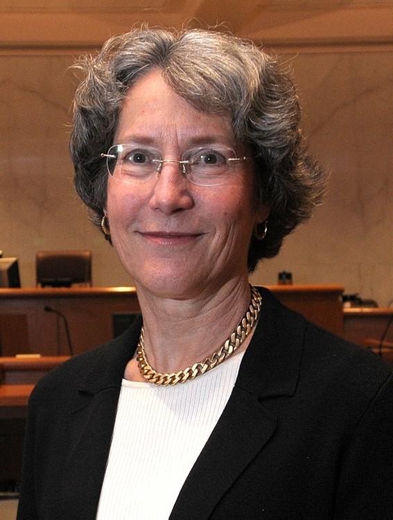 Judge appears skeptical of NCAA expert in student-athlete antitrust trial