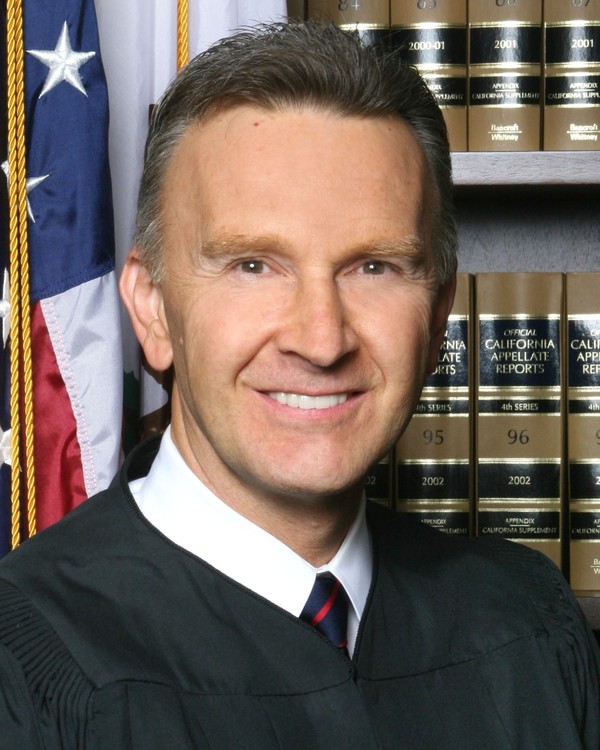 Feinstein signals acceptance of possible 9th Circuit deal including Koh, Rogan