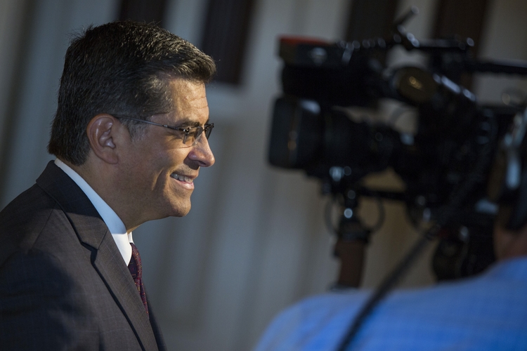 Legal leaders disapprove of immigrant children detention rules 