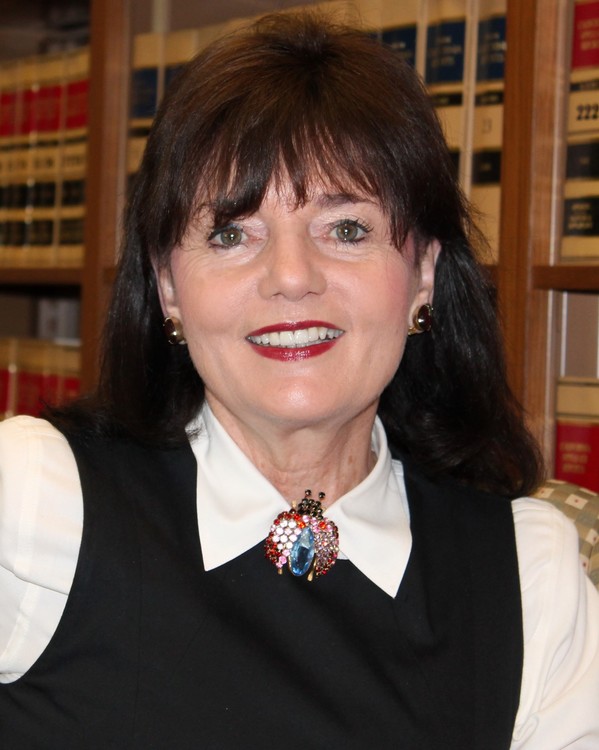 Justice recalls the good and bad of her past as a nurse in Vietnam