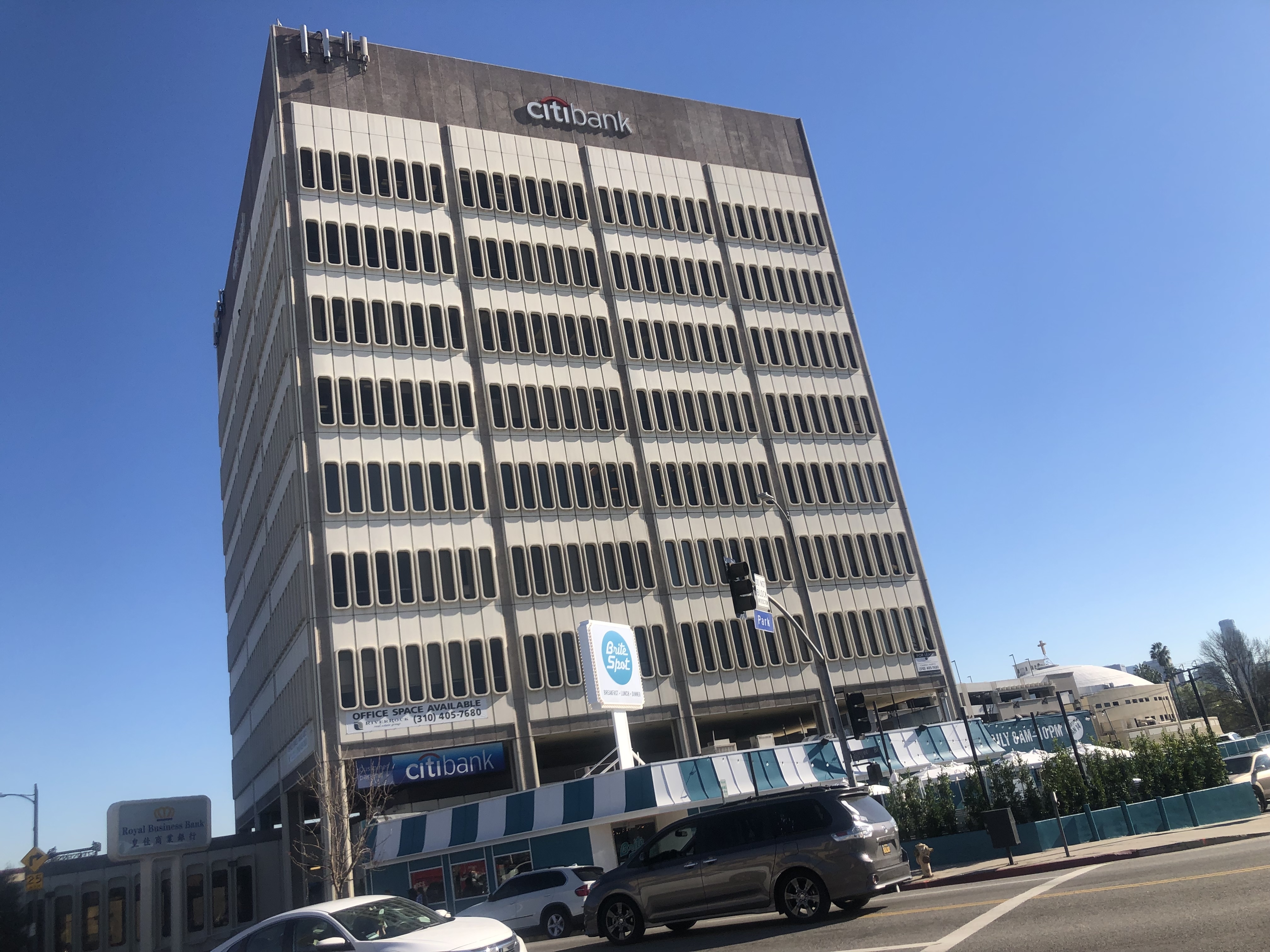 Michael Avenatti trades Newport Beach for Echo Park