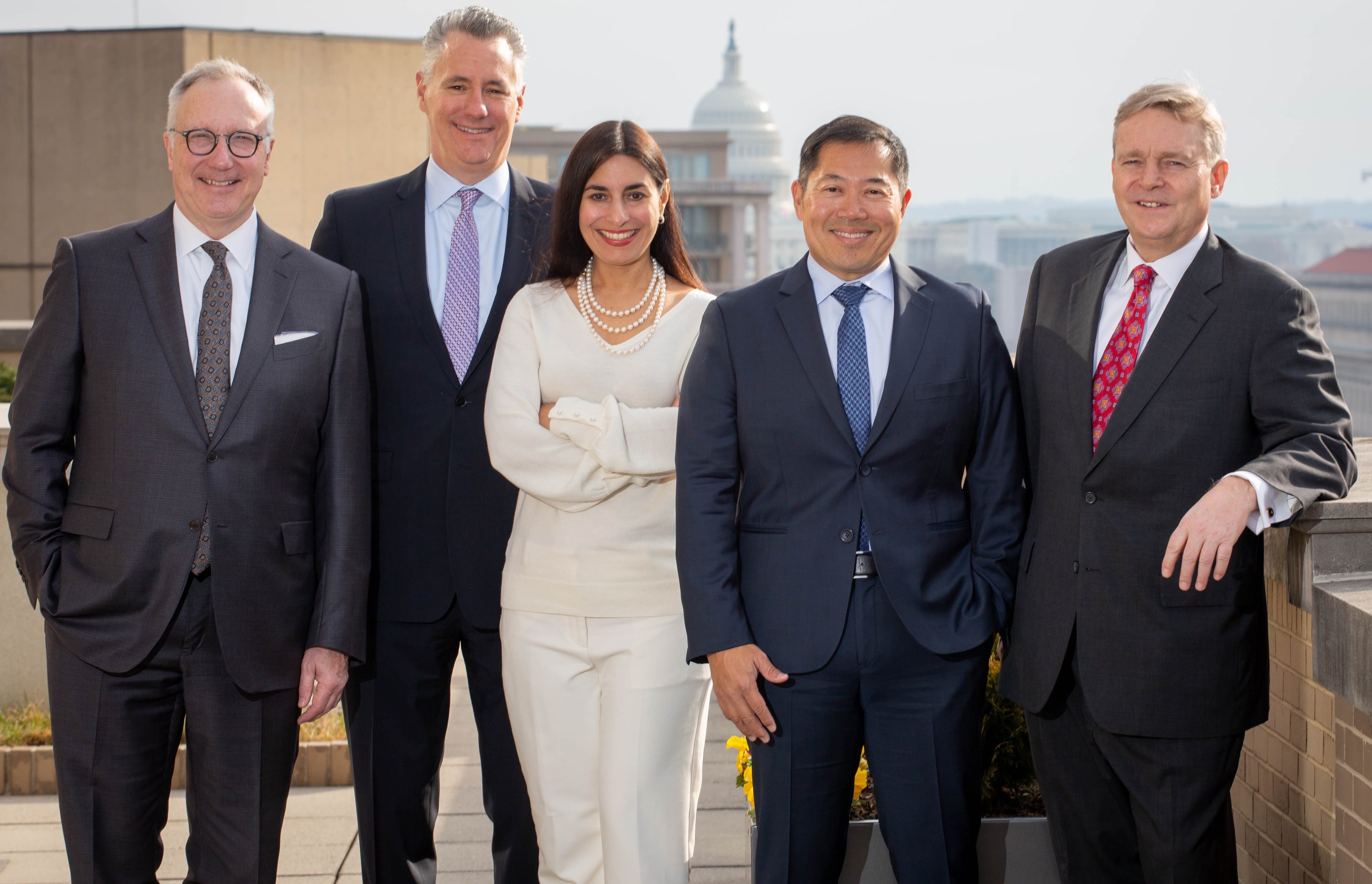 Crowell & Moring hires 4 Bryan Cave global practice attorneys