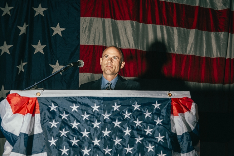 Avenatti parts ways with only paying client