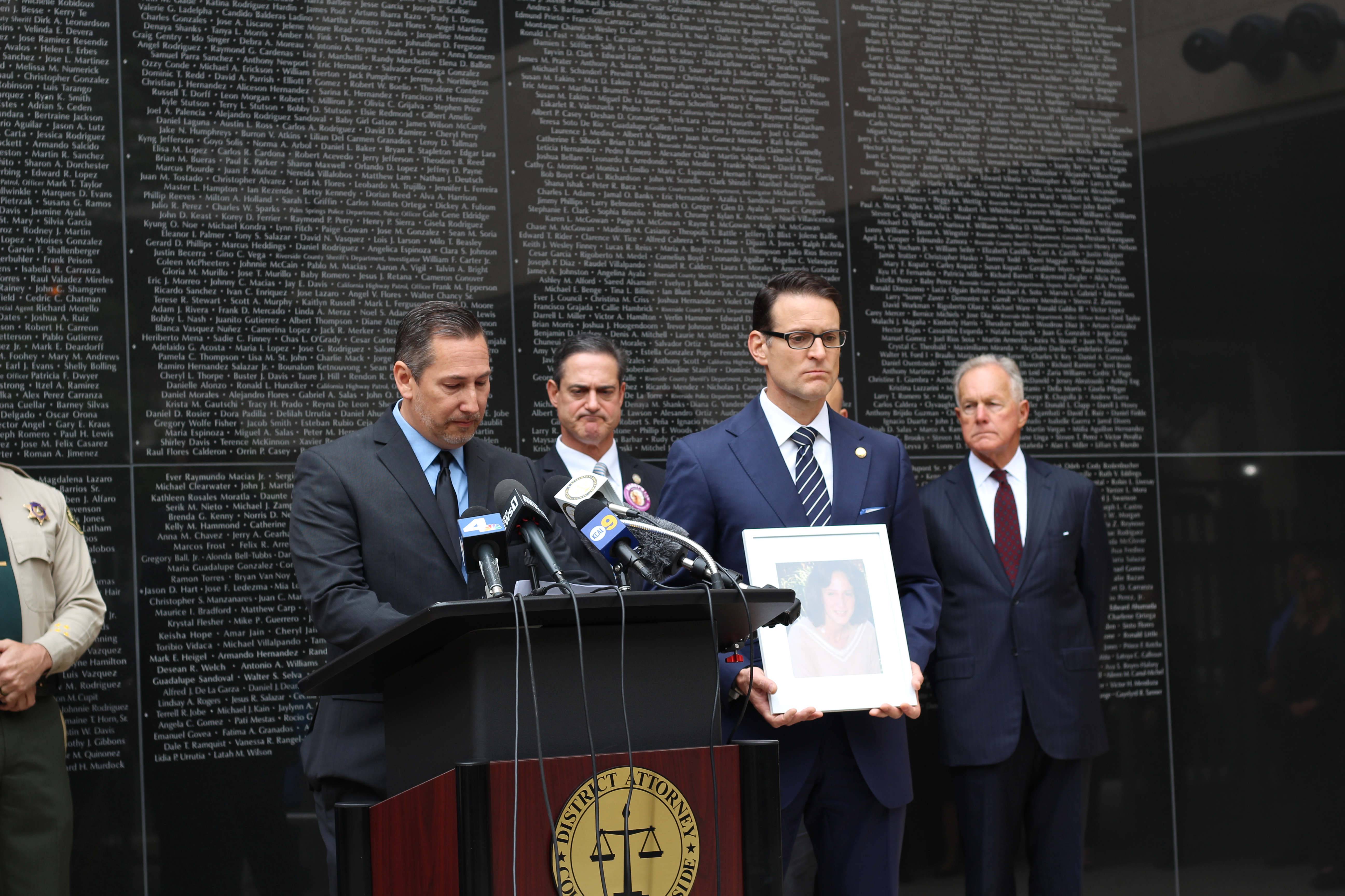 DAs, victims’ families seek to end death penalty moratorium