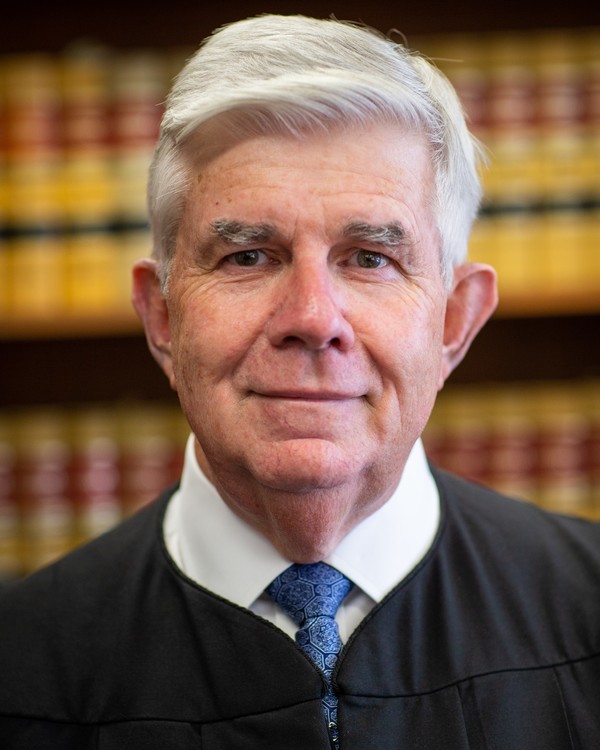 LA judge starts at Signature Resolution