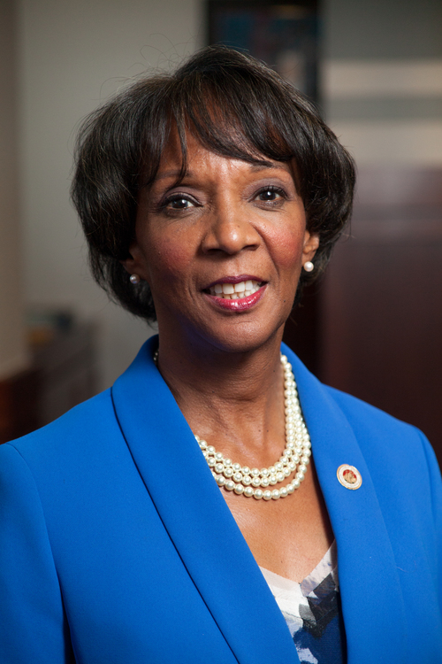 LA DA Jackie Lacey faces hostile crowd defending record on prosecution of law enforcement.