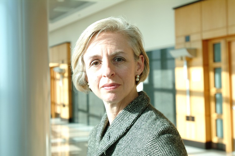 US judge enjoins law banning required arbitrations