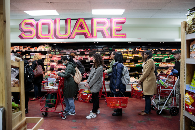 Should grocery store workers receive virus hazard pay?