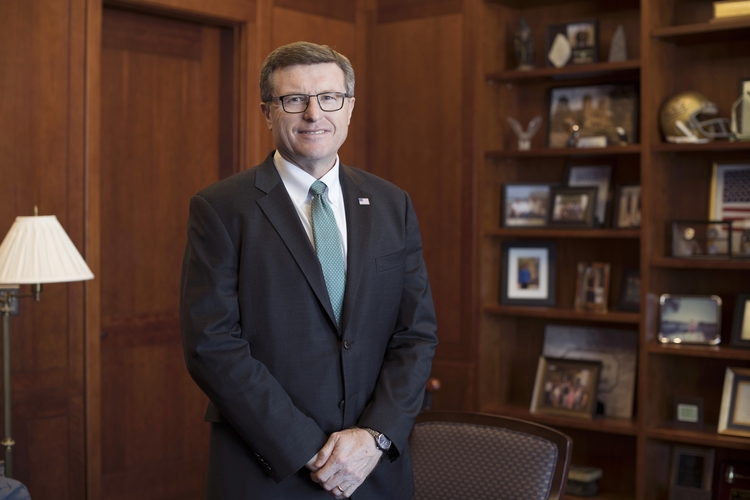 Circuit reinstates criminal case judge tossed over closed court