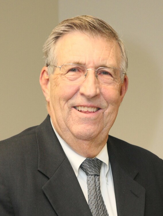 Robert W. Thomas, 1940 — 2023