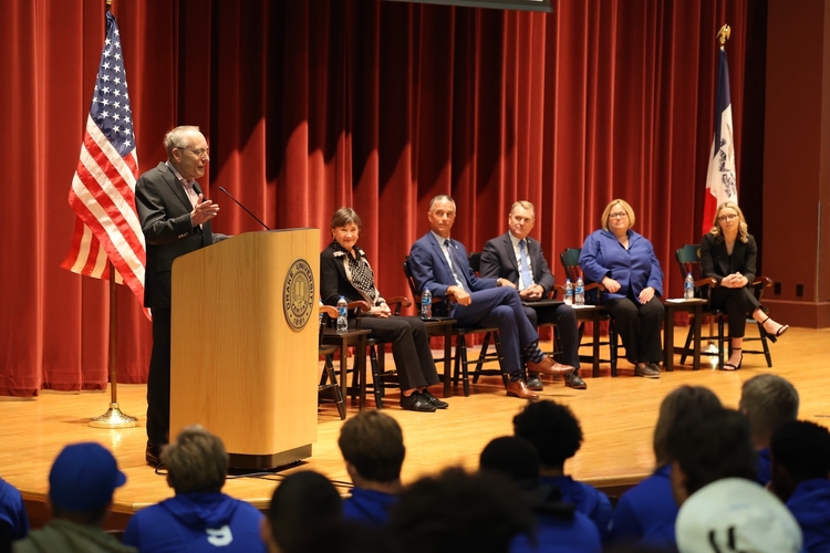 Drake University in Iowa names center after Ron and Jane Olson