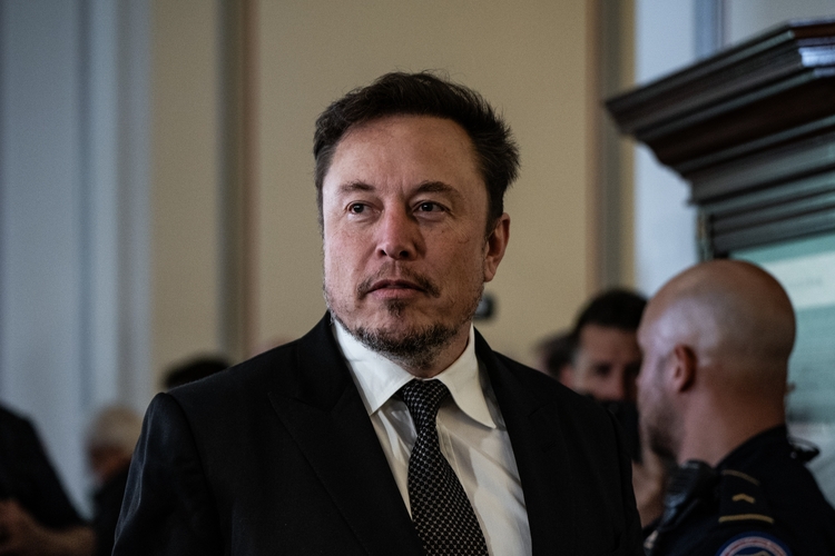 Musk’s ‘swing for the fences’ suit against OpenAI has long odds