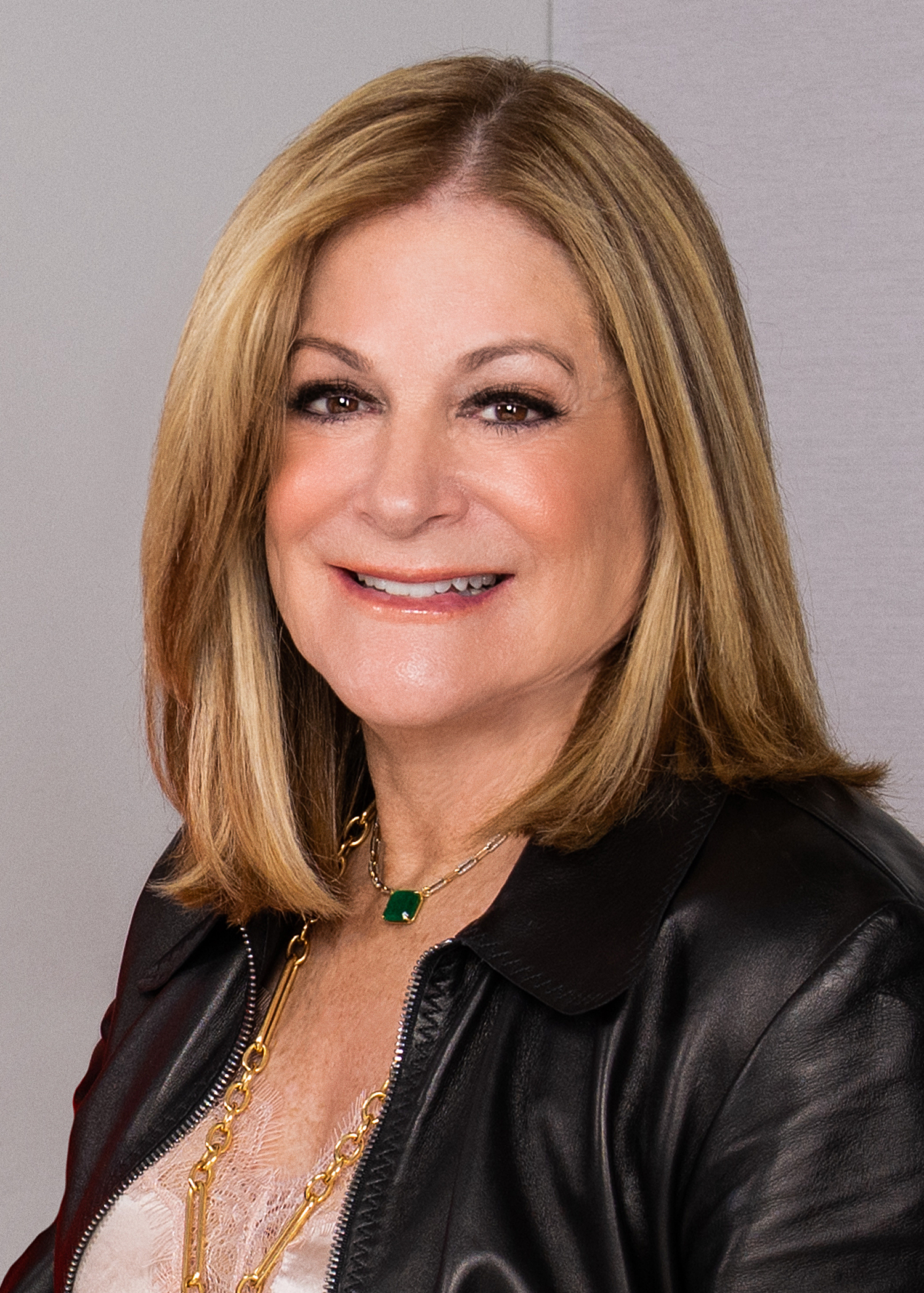 Lisa Helfend Meyer      