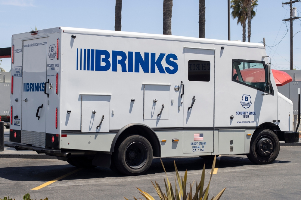 Federal charges in $100M heist may help jewelers suing Brink's 