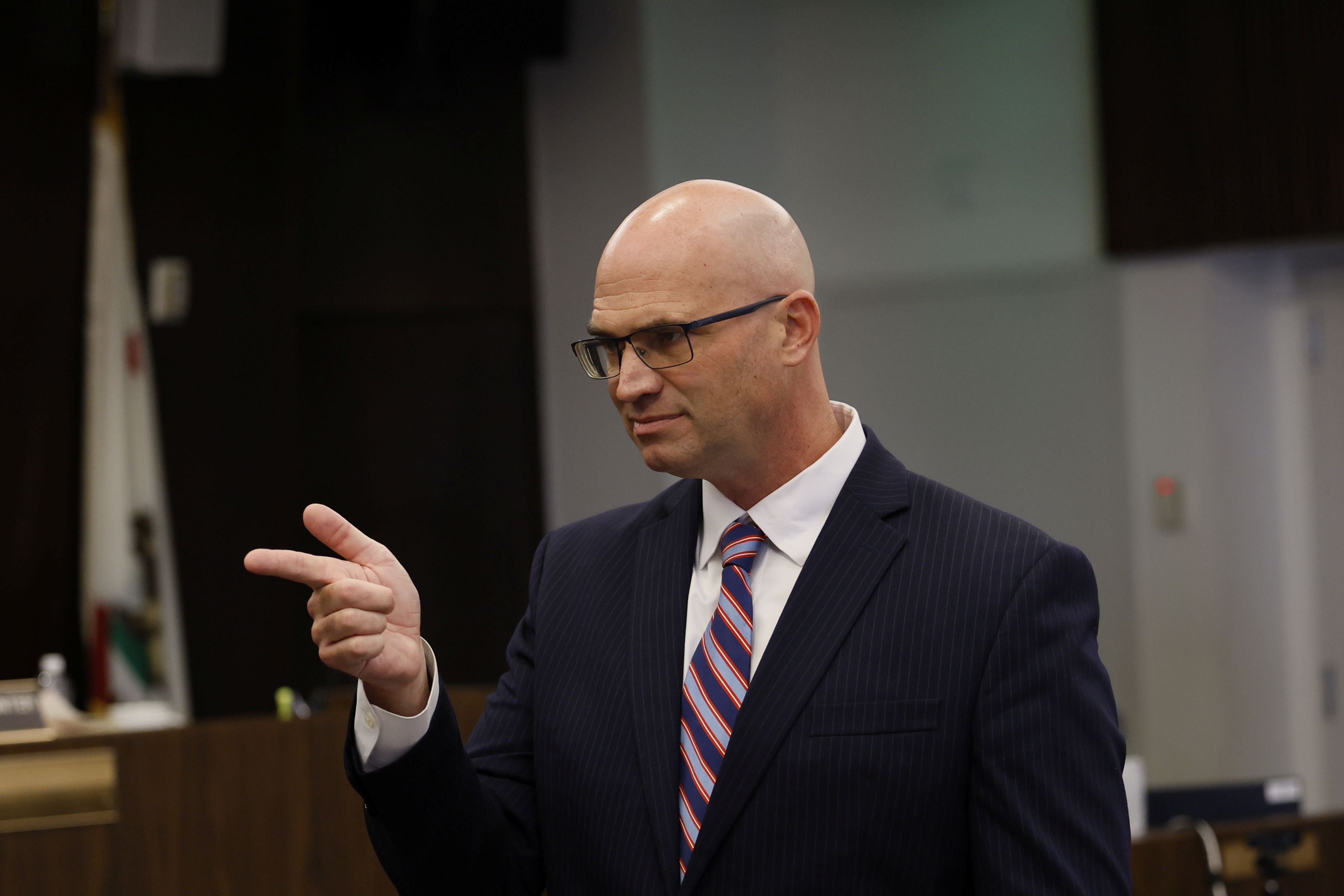 Veteran Orange County prosecutor to retire following conviction of judge 