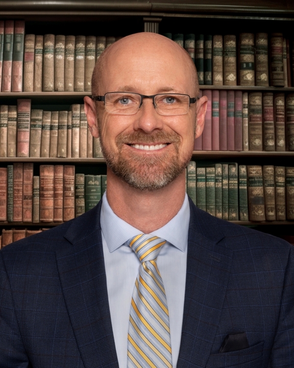 Chief executive of Sacramento court retires 