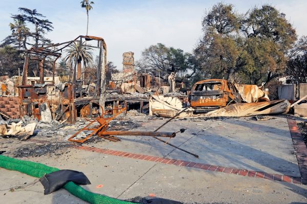 Low-income housing groups sue to allow rezone of Palisades, Altadena fire areas