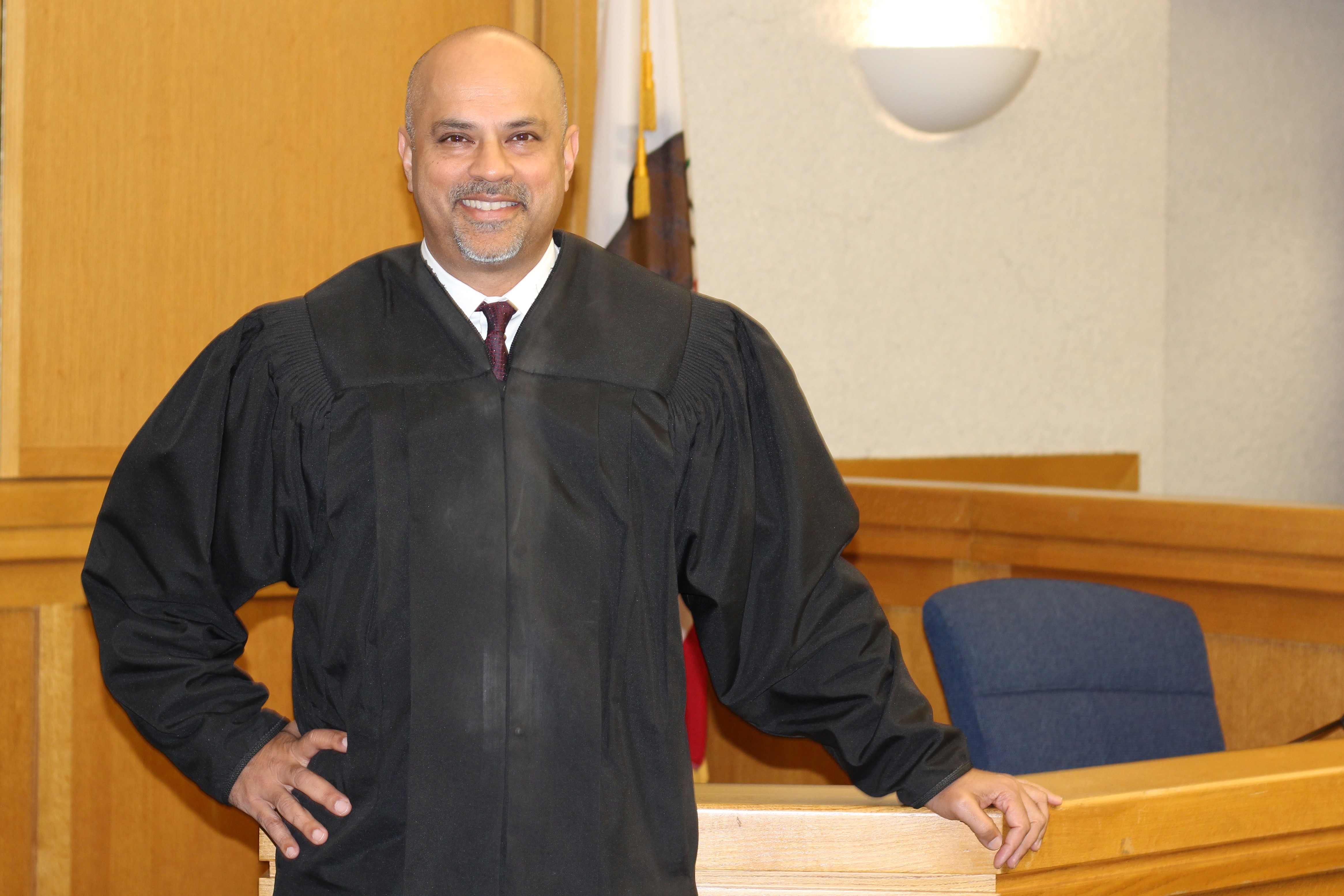 Judge disqualifies Blackstone Law over attorney's conflict in lawsuit