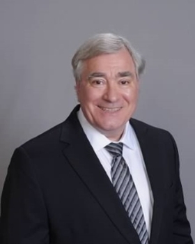 Case dismissal sought over unpaid federal defense counsel 