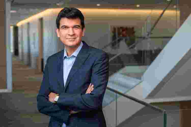 US patent chief seizes control of patent reviews